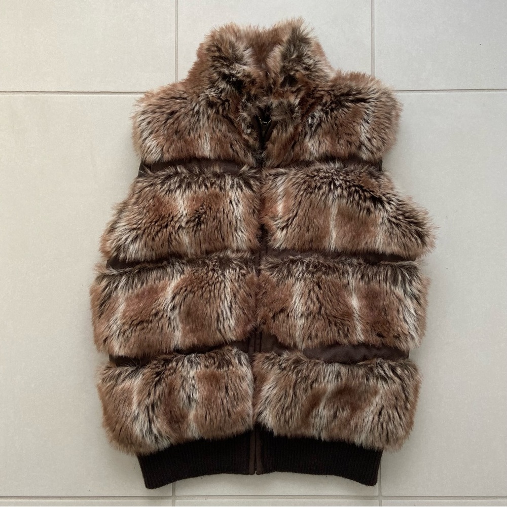 Atmosphere Brown Faux Fur Vest – Cozy Zip Front Layering Vest | Fits Medium
